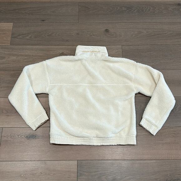 UNDER ARMOUR Cream Oversized Soft Fluffy Sherpa Pullover Long Sleeve Size Medium - Picture 3 of 11